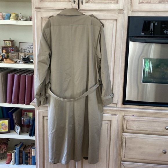 London Fog TOWNE trench coat mens sz 42 w/ warm lining belted - Picture 4 of 6